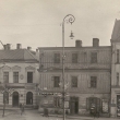 Masarykovo n�m�st�  - bohu�el budova s n�pisem Drogerie u� dnes nestoj�
